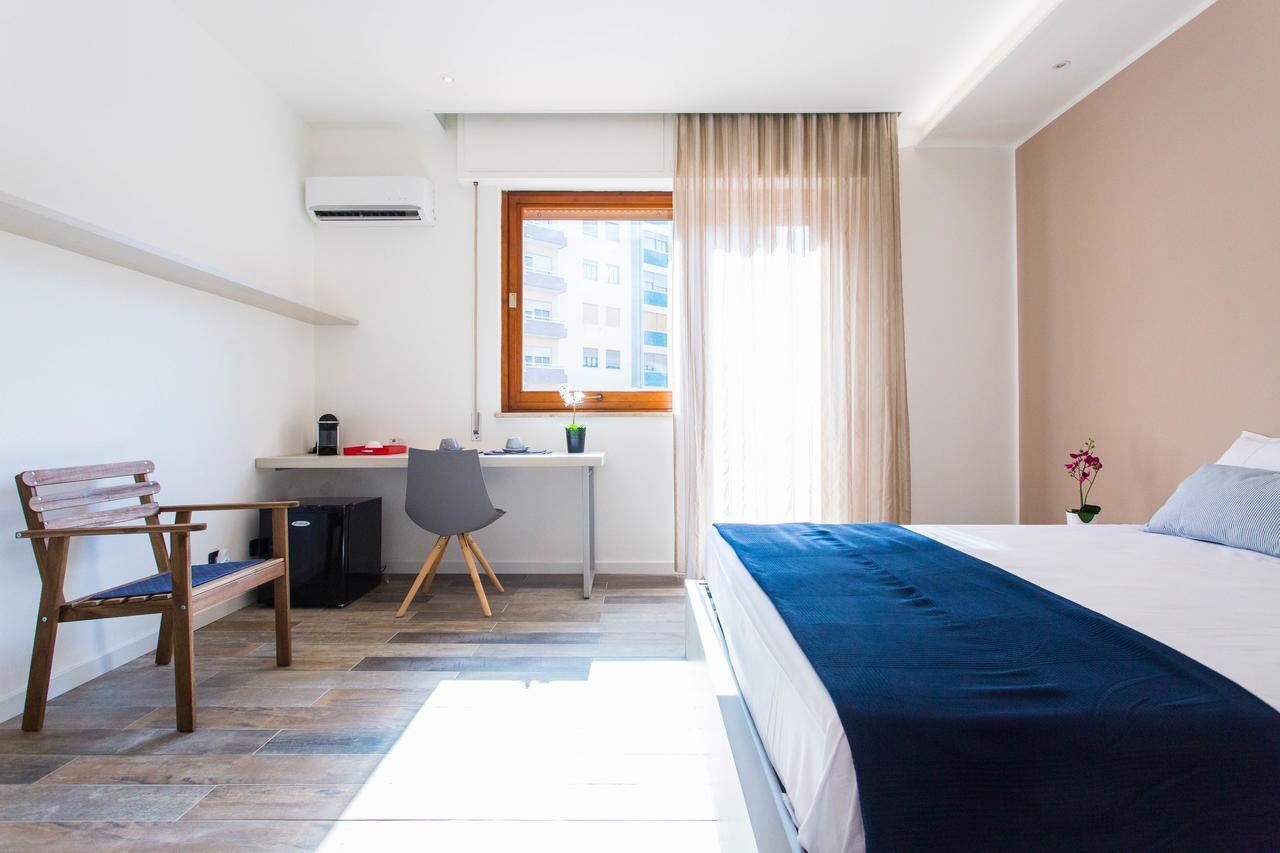 Politeama Luxury Suites Palermo Exterior foto
