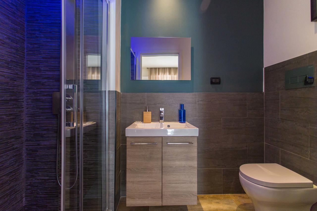Politeama Luxury Suites Palermo Exterior foto