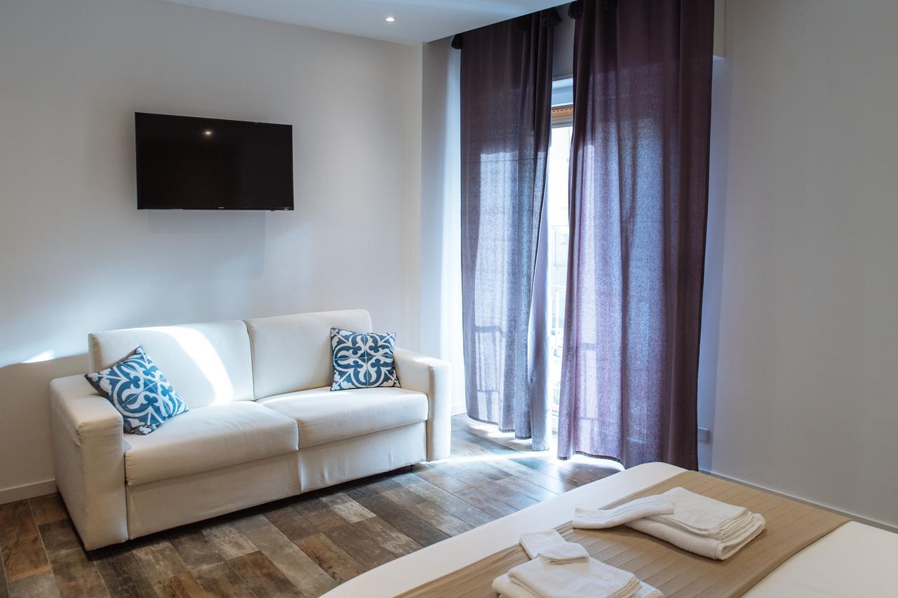 Politeama Luxury Suites Palermo Exterior foto
